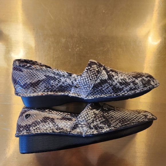 Nurse Mates Shoes Size 8 - Picture 5 of 9